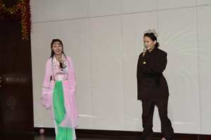 客服部演唱《劉?？抽浴穇副本.jpg